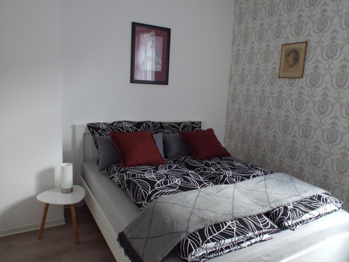 Ferienwohnung Mittendrin Neustadt an der Weinstraße Exterior foto